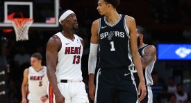 湖人队东契奇顶薪续约锁定未来，1.65亿美元合同助力夺冠征程